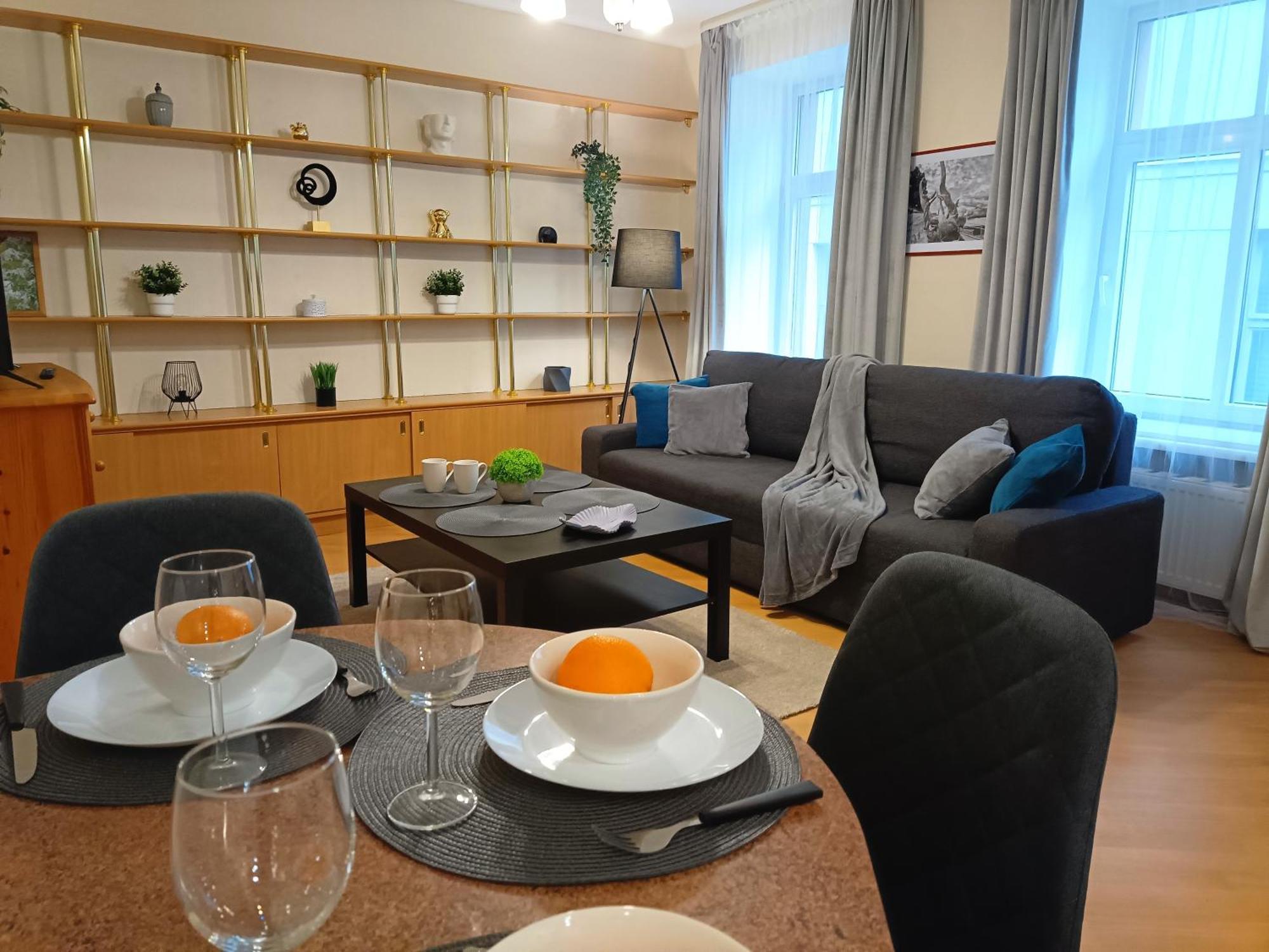 Two Bedroom Apartment In Old Town, Up To 6 Guests 리가 외부 사진